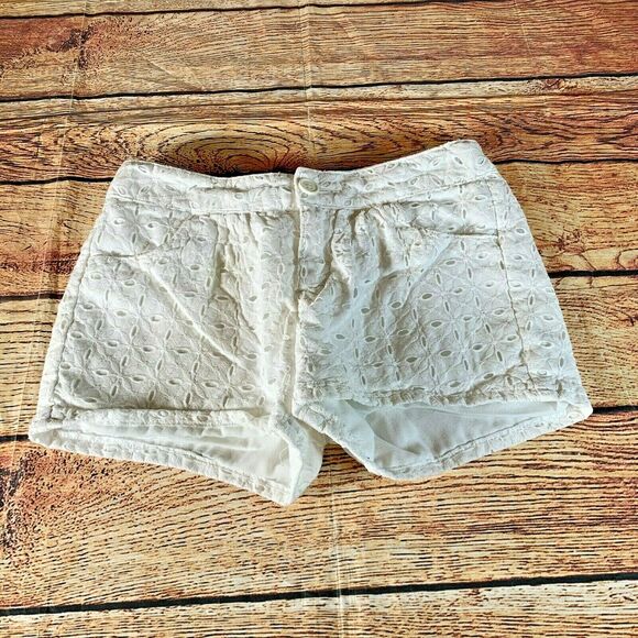 Cherokee Girl’s Embroidered Shorts L 10 - Picture 1 of 8